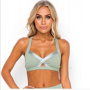 NWOT Mint Air Sports Bra